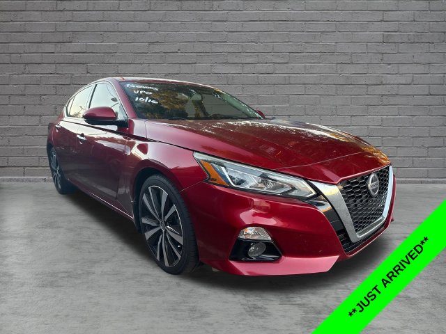 2019 Nissan Altima 2.5 Platinum FWD photo