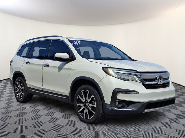 2019 Honda Pilot Touring 7-Passenger AWD photo