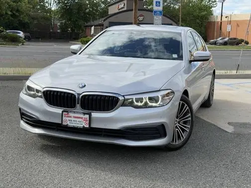 2019 BMW 5 Series 530e xDrive iPerformance AWD photo