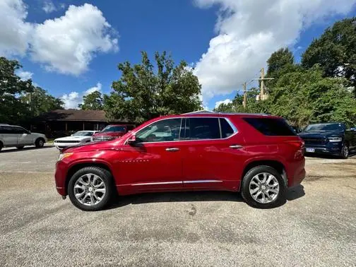 2019 Chevrolet Traverse Premier FWD photo