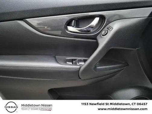 2018 Nissan Rogue SV AWD photo