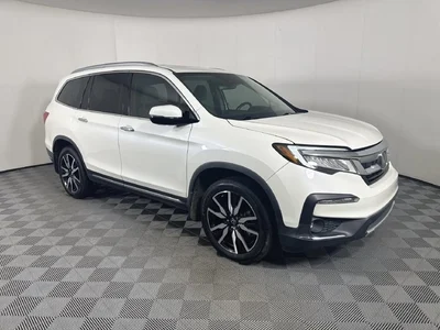 2019 Honda Pilot Touring 7-Passenger FWD photo