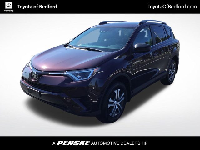 2018 Toyota RAV4 LE AWD photo