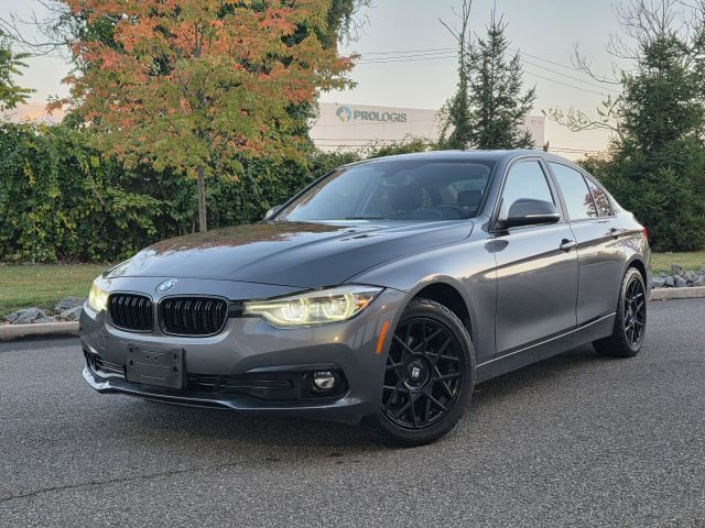 2018 BMW 3 Series 320i xDrive AWD photo