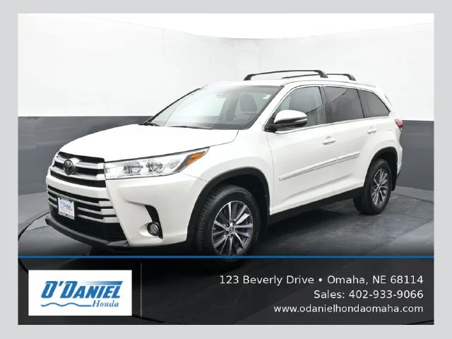 2019 Toyota Highlander XLE AWD photo