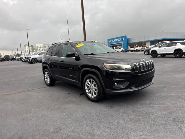 2019 Jeep Cherokee Latitude 4WD photo