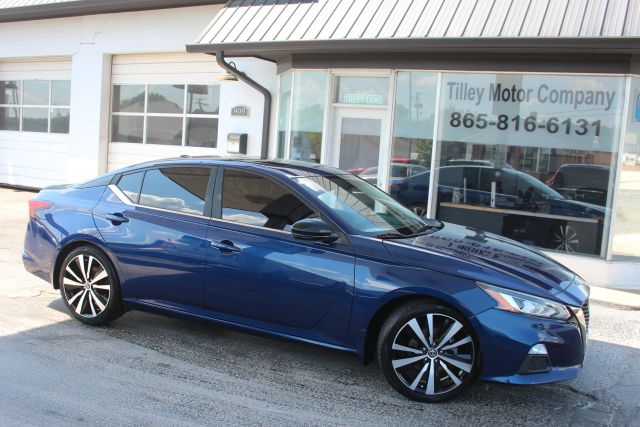 2019 Nissan Altima 2.5 SR FWD photo