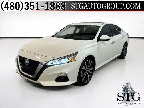 2019 Nissan Altima 2.5 Platinum FWD photo