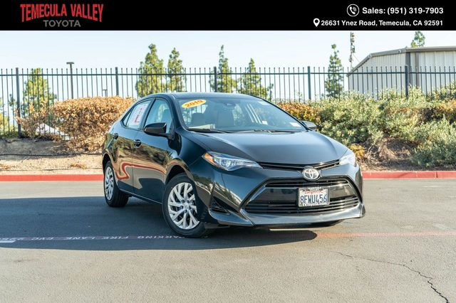 2019 Toyota Corolla LE FWD photo