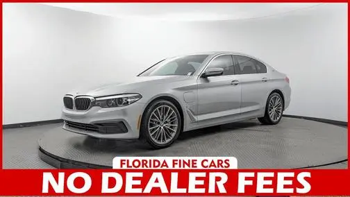 2019 BMW 5 Series 530e iPerformance RWD photo