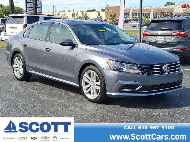 2019 Volkswagen Passat 2.0T Wolfsburg Edition FWD photo