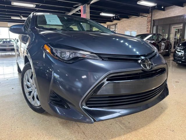 2019 Toyota Corolla LE FWD photo