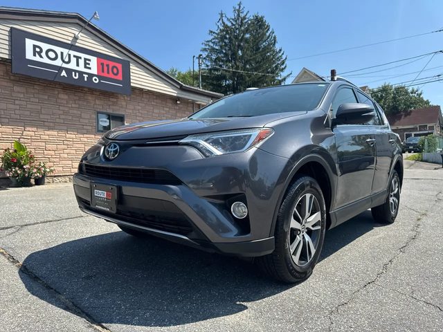2018 Toyota RAV4 XLE AWD photo