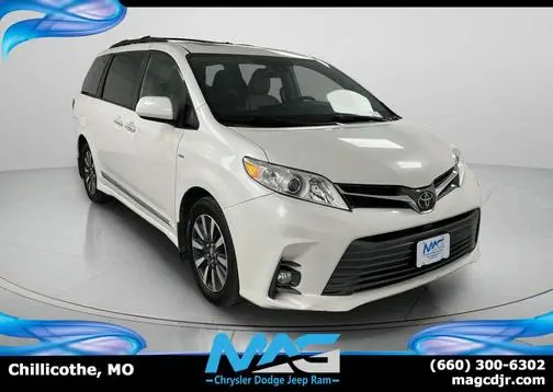 2019 Toyota Sienna XLE Premium AWD photo