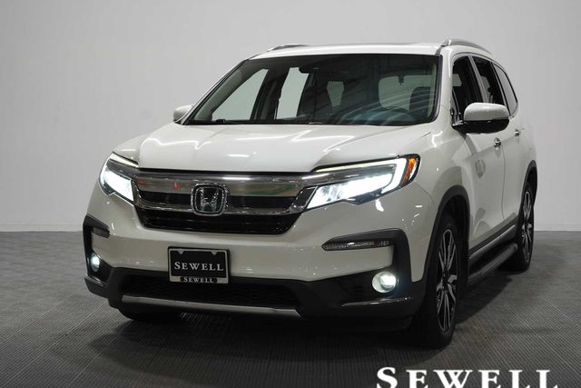 2019 Honda Pilot Touring 8-Passenger AWD photo