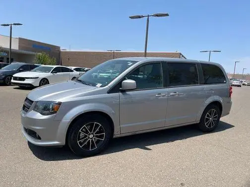 2018 Dodge Grand Caravan SE Plus FWD photo