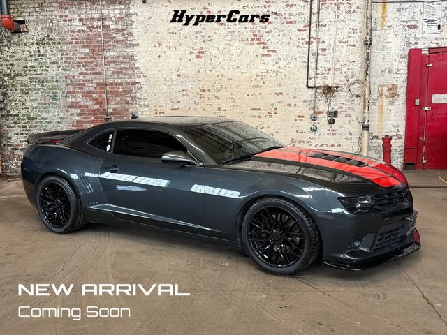 2015 Chevrolet Camaro SS RWD photo