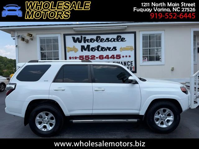 2019 Toyota 4Runner SR5 RWD photo
