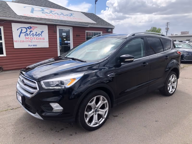 2019 Ford Escape Titanium 4WD photo