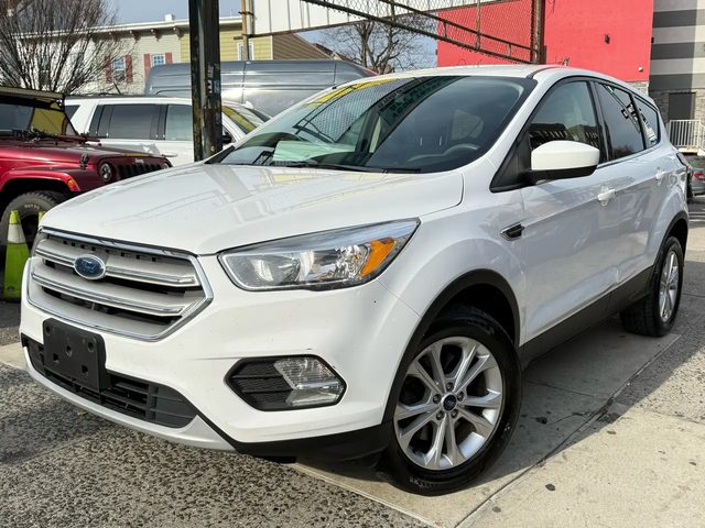 2019 Ford Escape SE 4WD photo