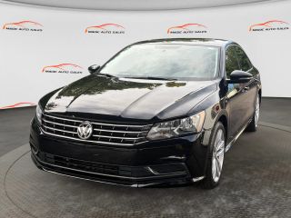2019 Volkswagen Passat 2.0T Wolfsburg Edition FWD photo