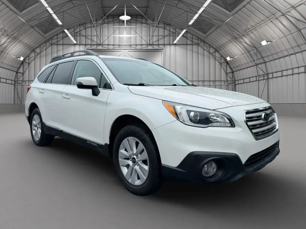2016 Subaru Outback 2.5i Premium AWD photo