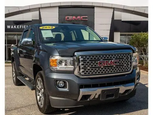2019 GMC Canyon 4WD Denali 4WD photo