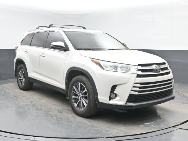 2019 Toyota Highlander XLE AWD photo