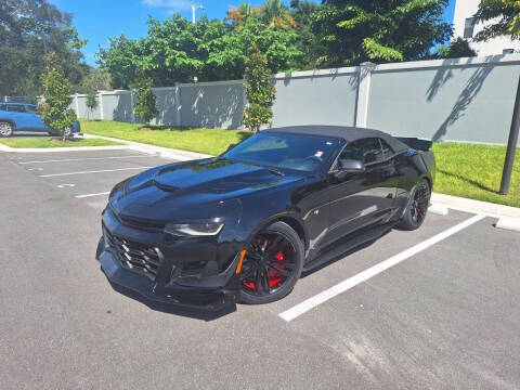 2018 Chevrolet Camaro 1LT RWD photo