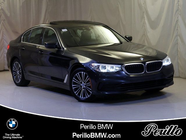 2019 BMW 5 Series 530i xDrive AWD photo