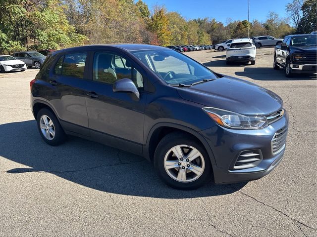 2019 Chevrolet Trax LS FWD photo