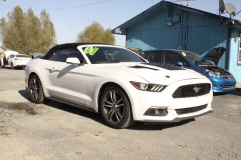 2017 Ford Mustang EcoBoost Premium RWD photo