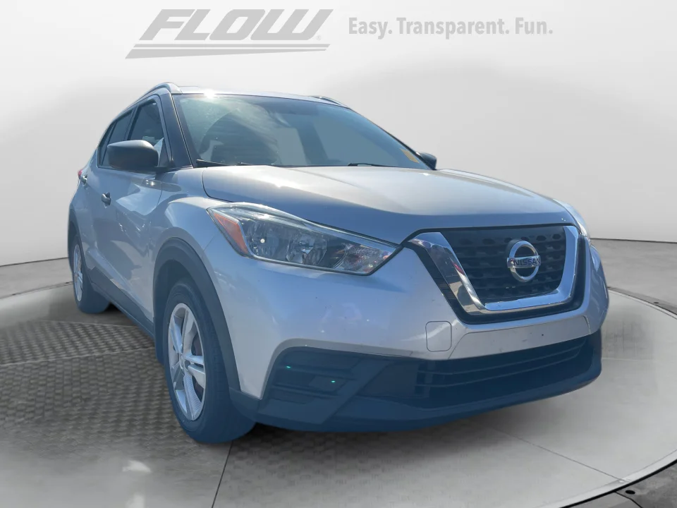 2018 Nissan Kicks S FWD photo