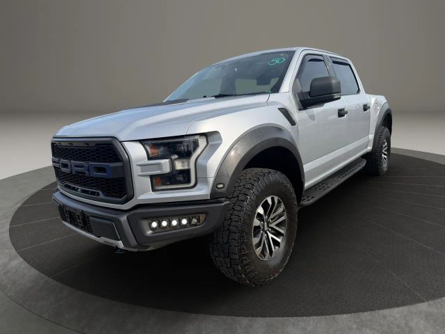 2019 Ford F-150 Raptor 4WD photo