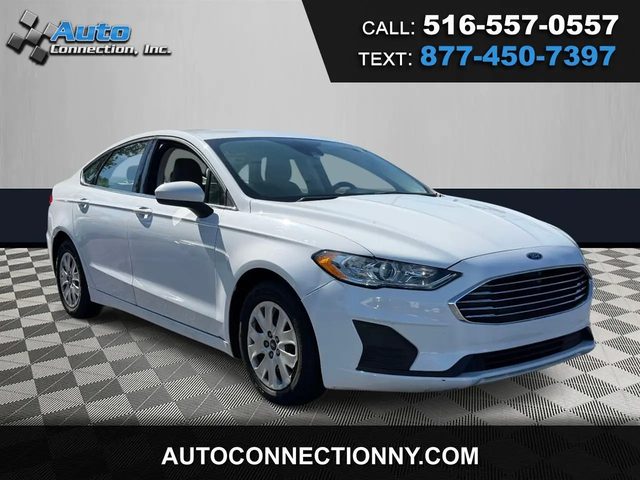 2019 Ford Fusion S FWD photo