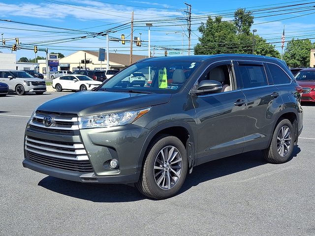 2019 Toyota Highlander XLE AWD photo