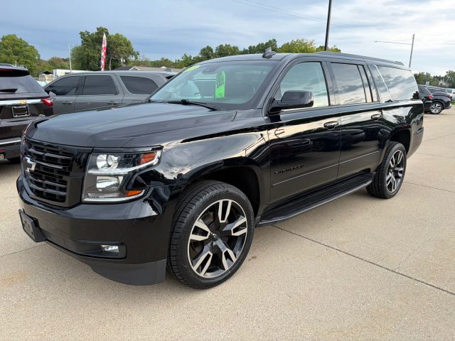 2019 Chevrolet Suburban Premier 4WD photo