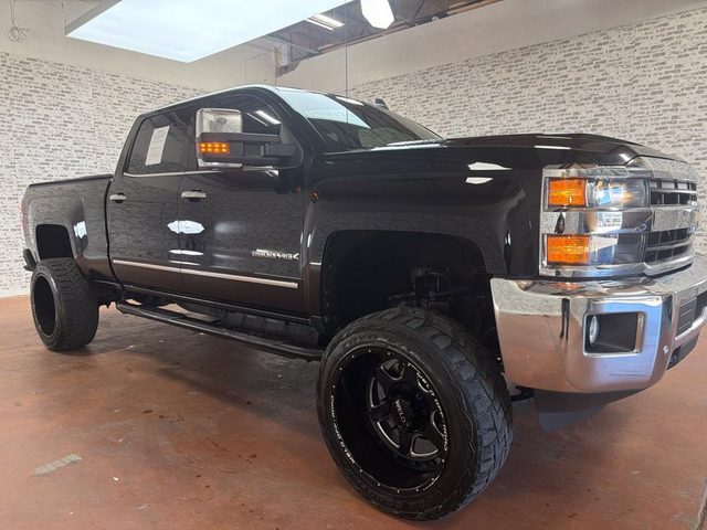 2019 Chevrolet Silverado 2500HD LTZ 4WD photo