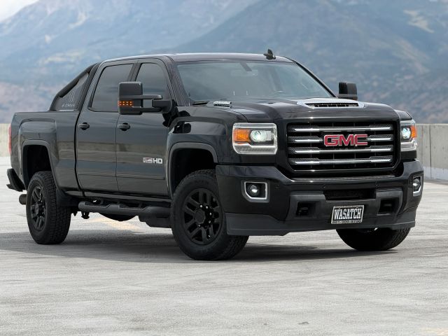 2019 GMC Sierra 2500HD SLT 4WD photo