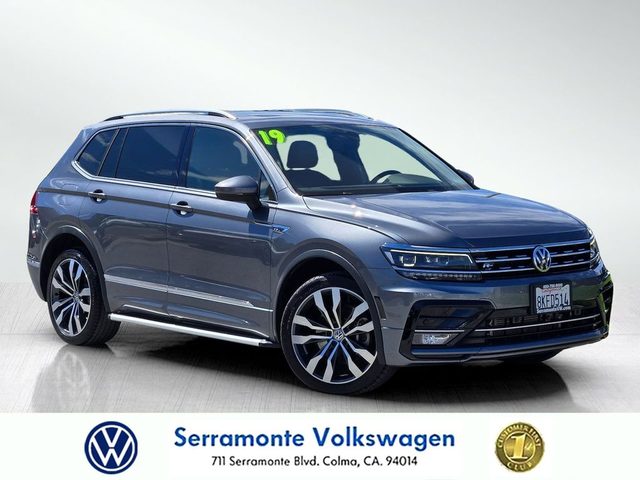 2019 Volkswagen Tiguan SEL Premium R-Line AWD photo