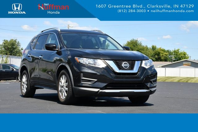 2018 Nissan Rogue SV FWD photo
