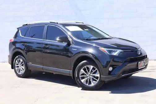 2018 Toyota RAV4 Hybrid XLE AWD photo