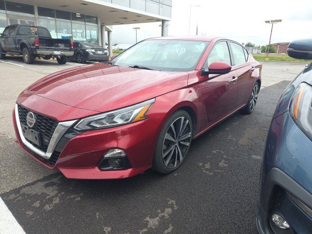 2019 Nissan Altima 2.5 Platinum FWD photo