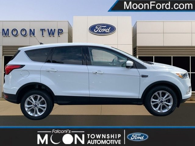2019 Ford Escape SE FWD photo