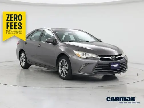 2015 Toyota Camry XLE FWD photo