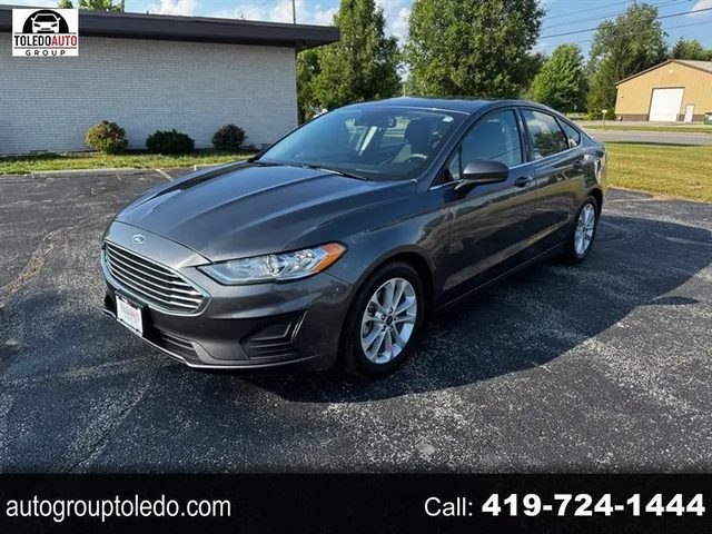 2019 Ford Fusion SE FWD photo