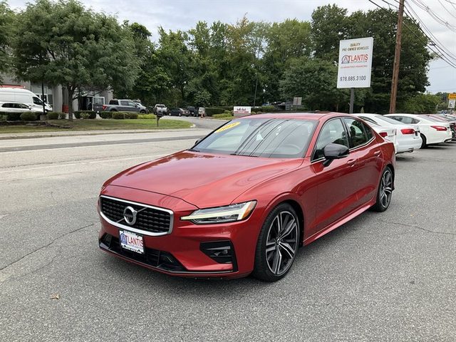2019 Volvo S60 R-Design AWD photo