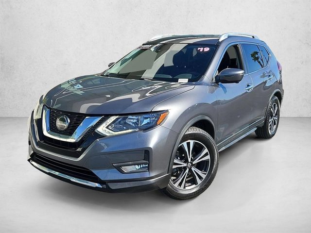 2019 Nissan Rogue SV FWD photo