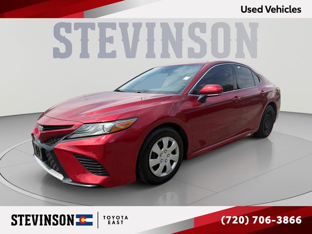 2019 Toyota Camry XSE FWD photo