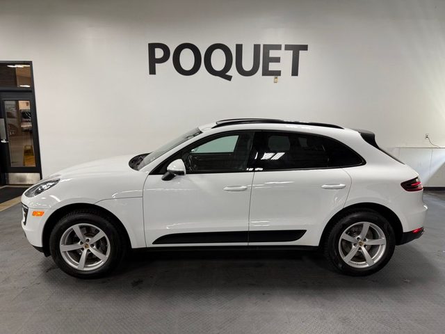 2018 Porsche Macan AWD photo